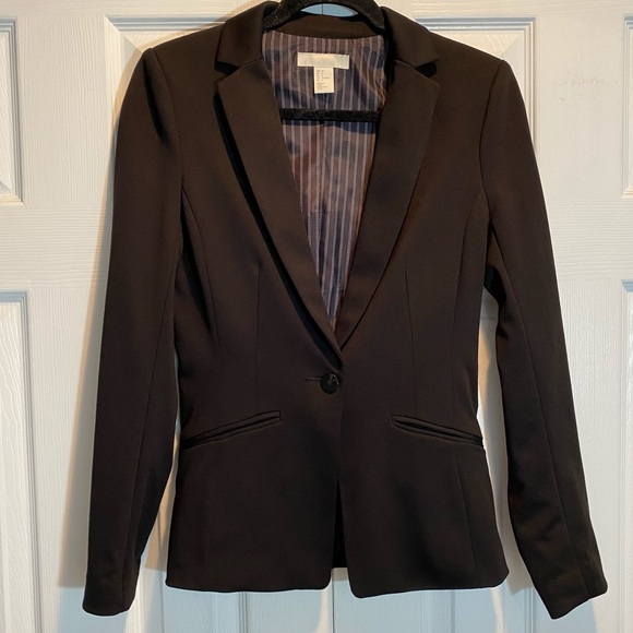H&M Jackets & Blazers - H&M Black Fitted Collared Blazer